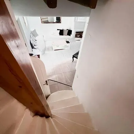 Vila Kalisti